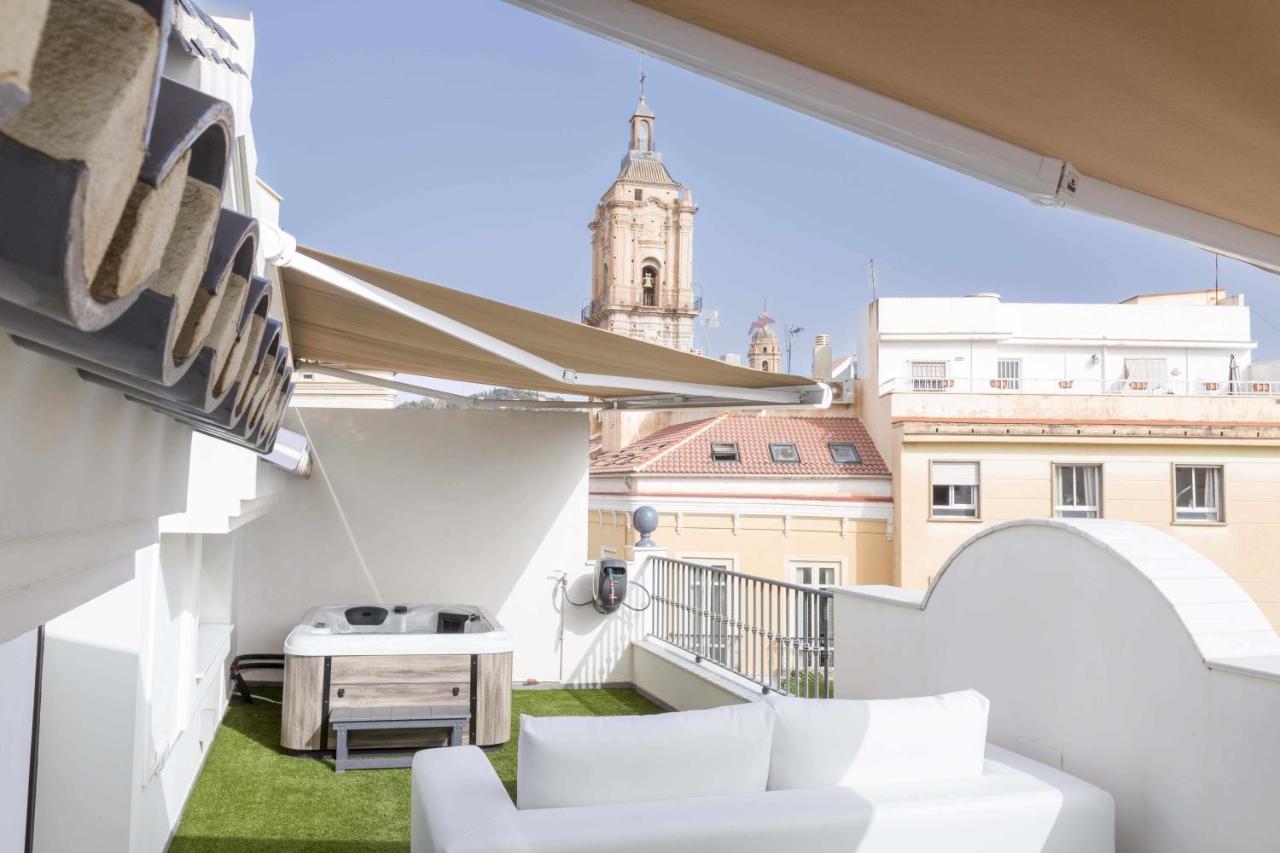 مالقة The Clock House Luxury Urban Suites الغرفة الصورة