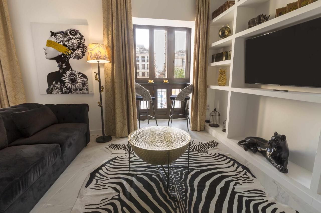 مالقة The Clock House Luxury Urban Suites المظهر الخارجي الصورة