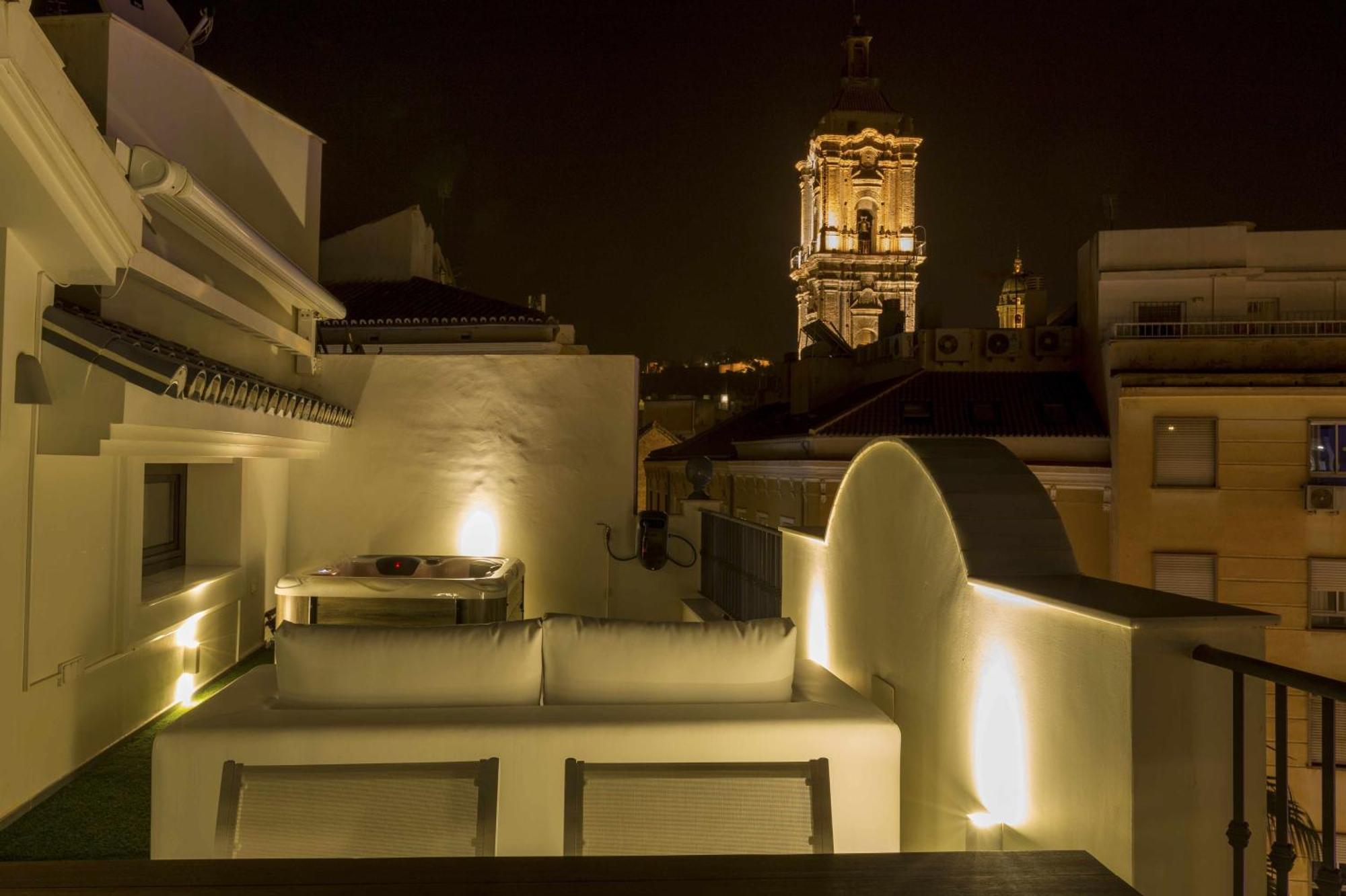 مالقة The Clock House Luxury Urban Suites المظهر الخارجي الصورة